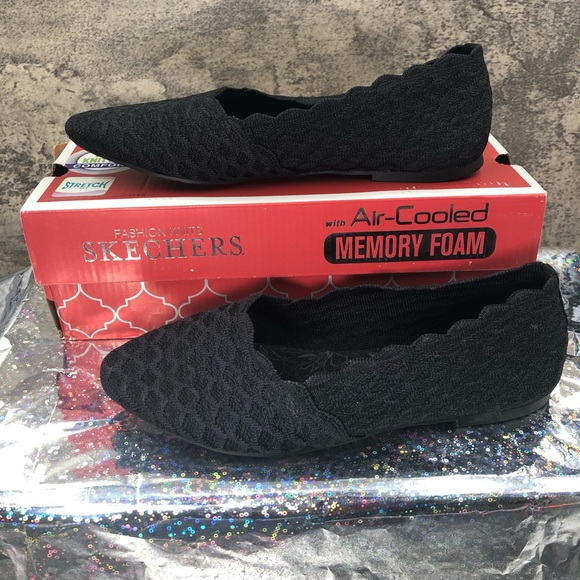 Skechers Shoes - Black Fashion Knits Skechers Flats Air-Cooled Memory Foam | Size 8